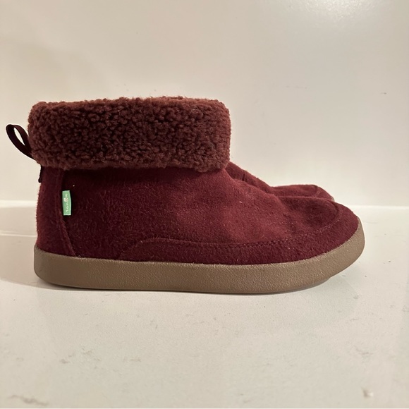 Sanuk Shoes - Sanuk Womens Roll-Top Bootie Wool Boots Burgundy Size 8